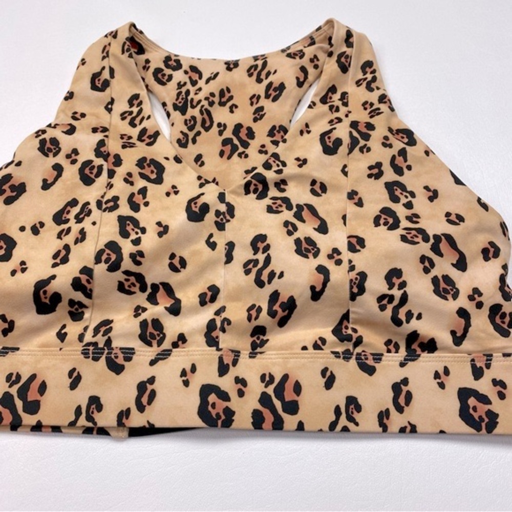 Fabletics All Day Every Day Cheetah Print Sports Bra Size XL